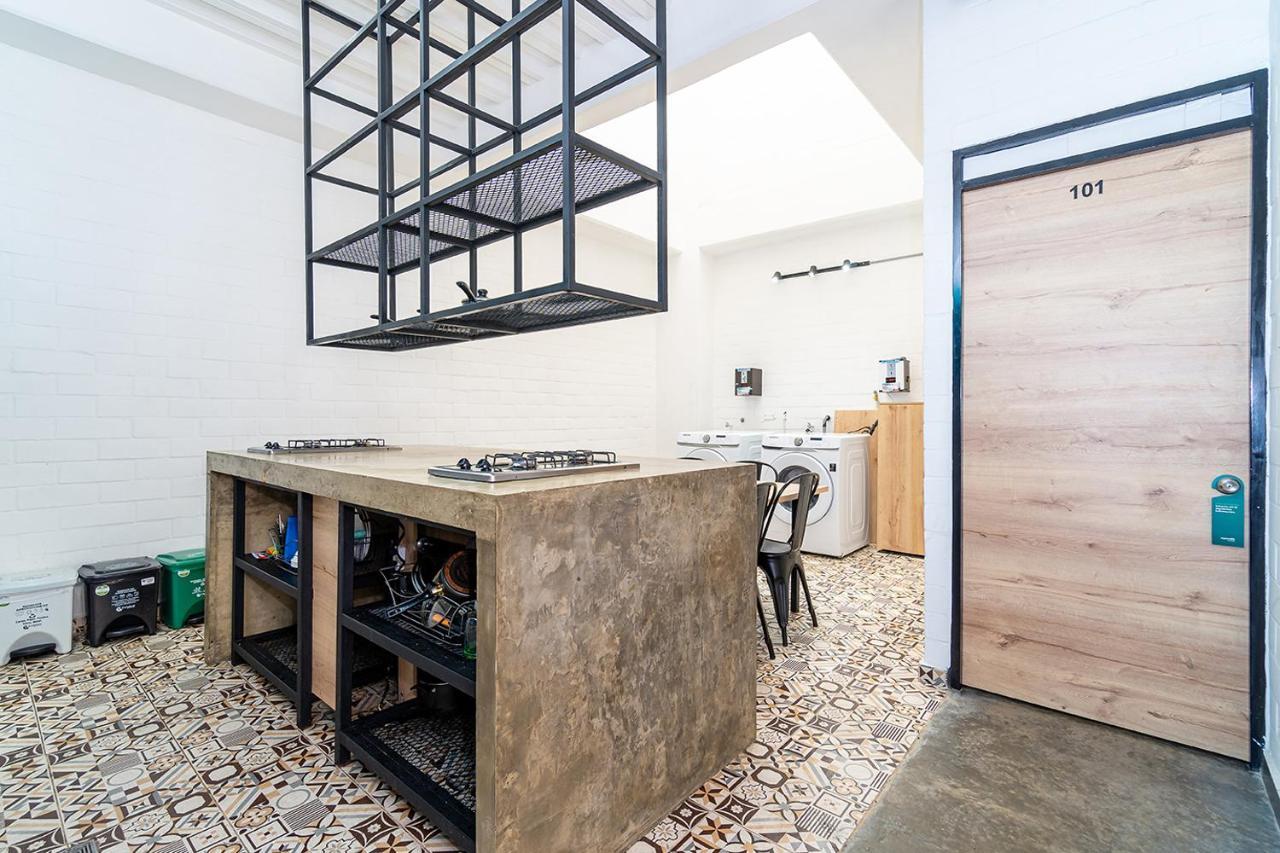 Ayenda Living Box Hotel Cali Kültér fotó
